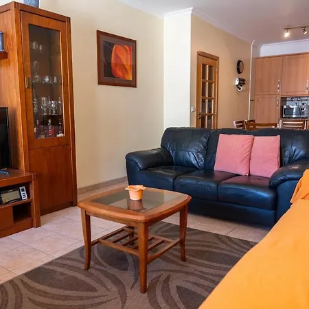 2 Beedroms Old Tow *