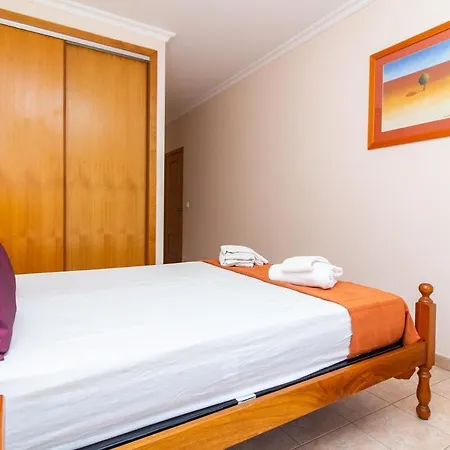 2 Beedroms Old Tow Διαμέρισμα *